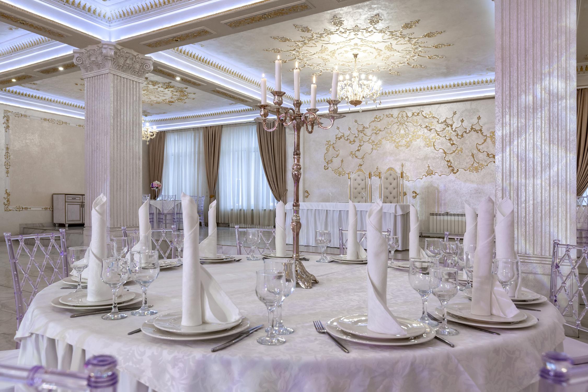 Свадебный зал для свадьбы до 500 гостей Шарль Азнавур в Химках и Москве